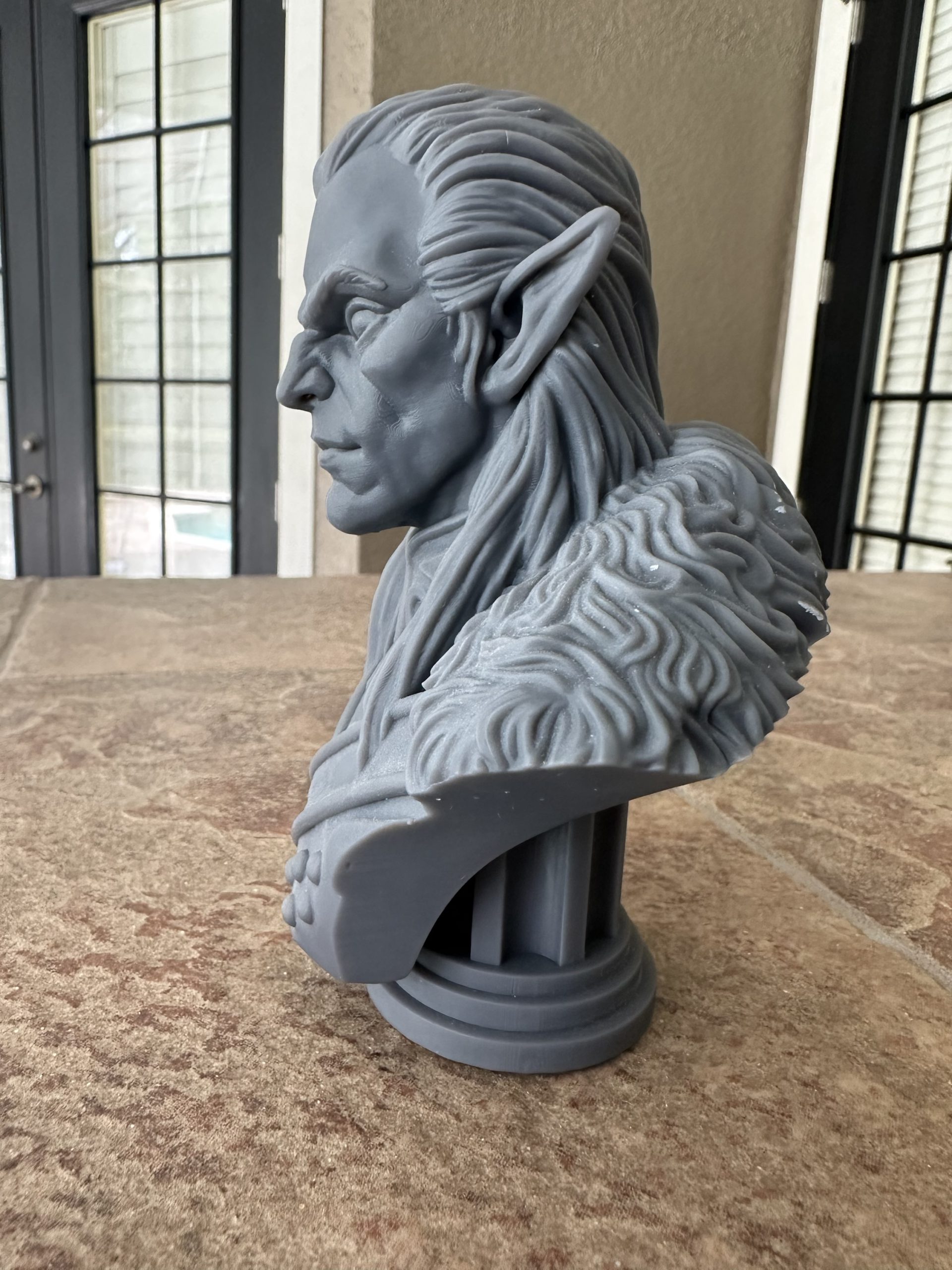 High elf bust, side view