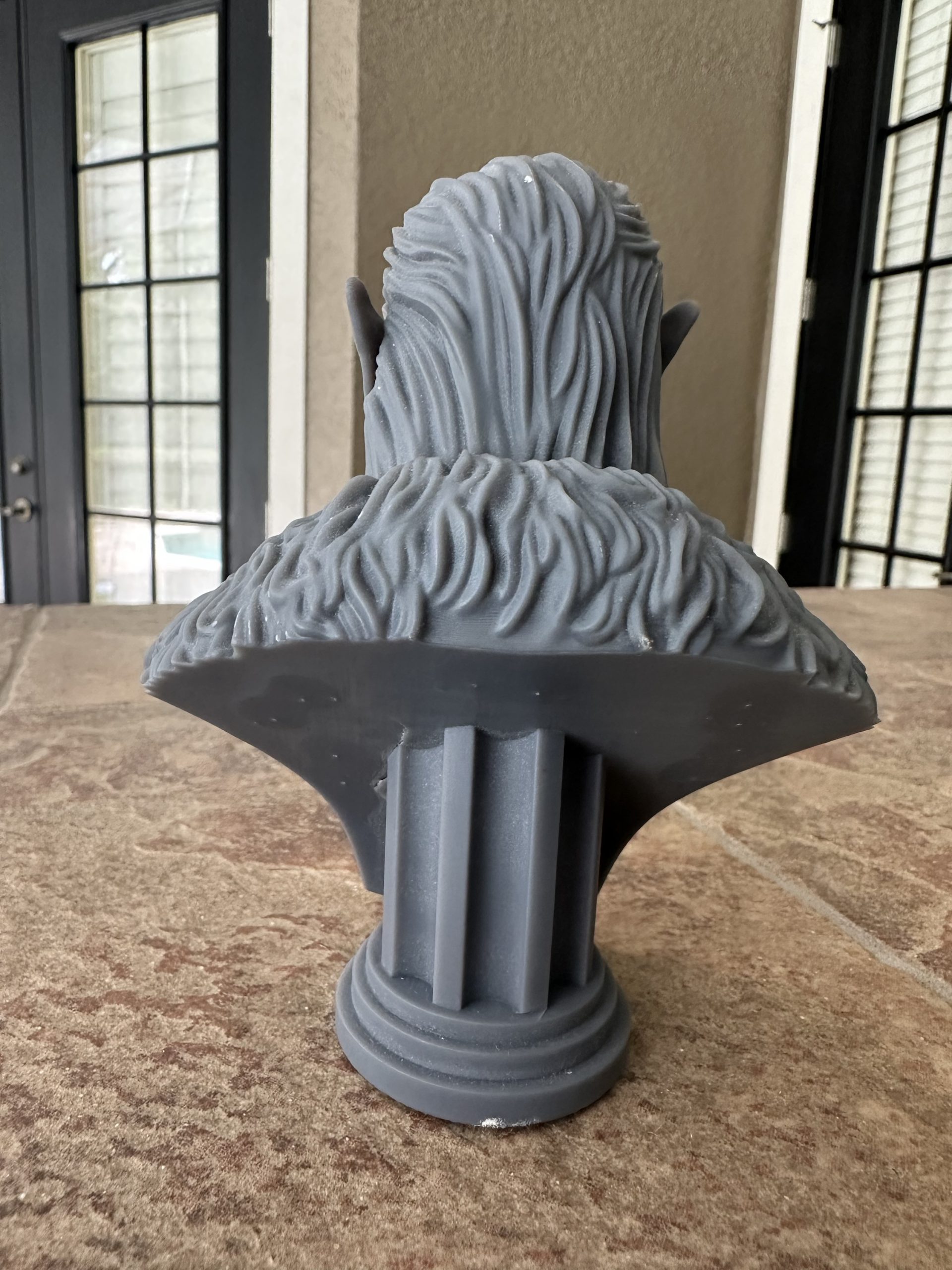 High elf bust, back view, showing the fur collar