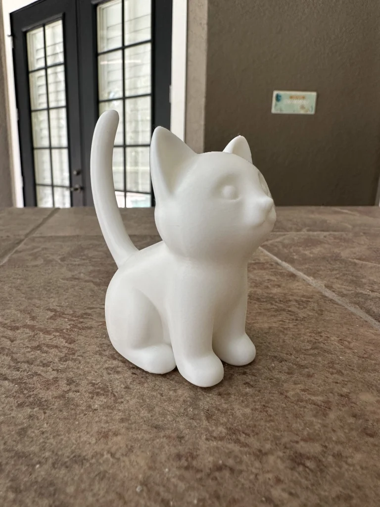 White cat ring holder