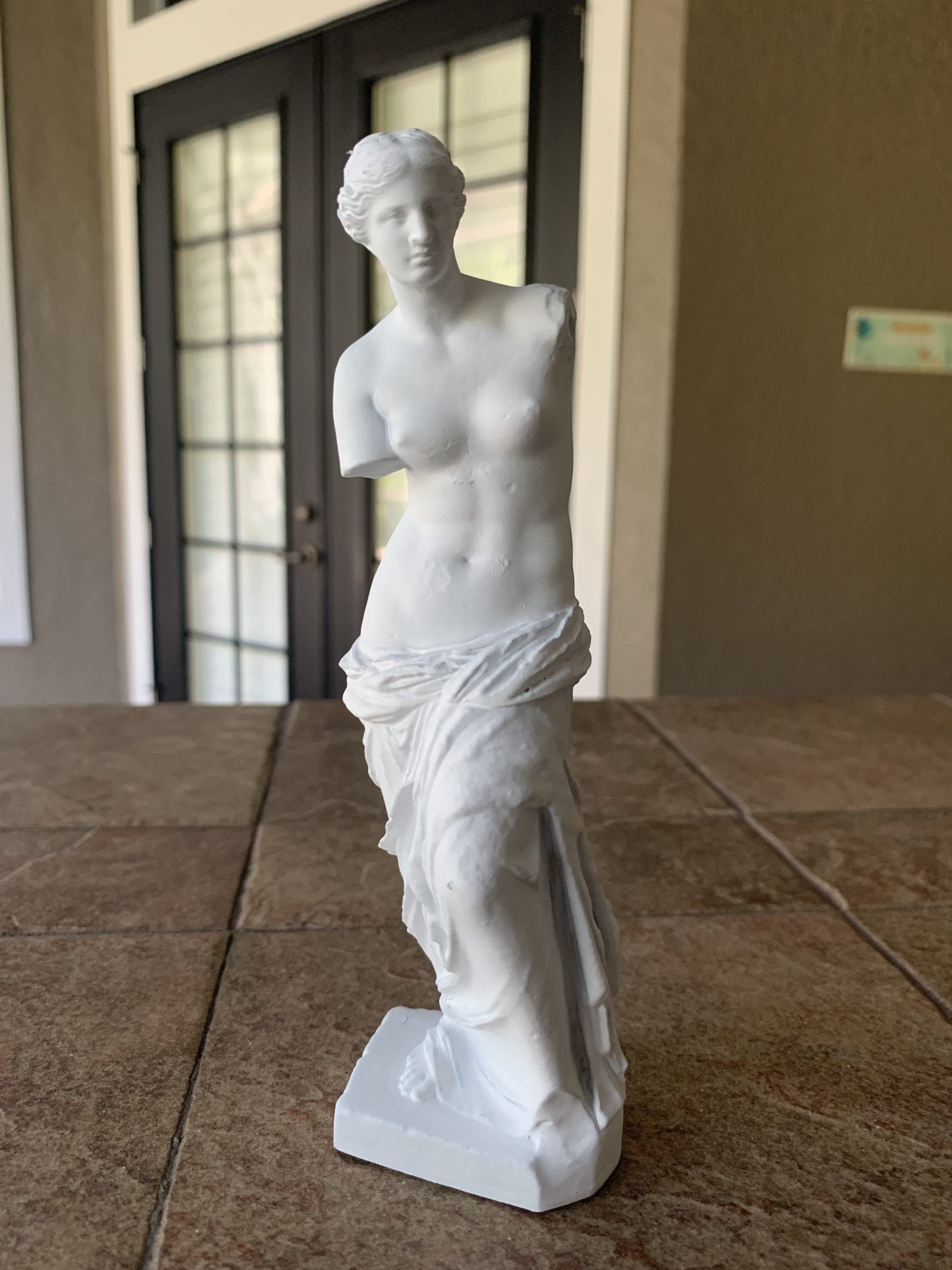 White 3D-printed statue of the Venus de Milo